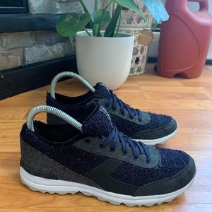 Sam Edelman Midnight blue sneakers